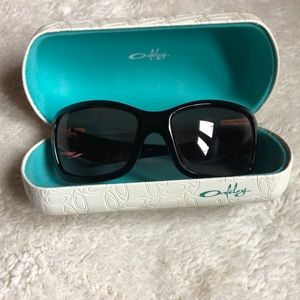 oakley sunglasses
